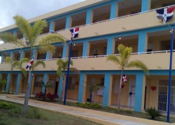 Ampliación del plantel educativo para inicial Francisco del Rosario Sánchez. Tiene una asignación de RD$5 millones y a la fecha se han devengado RD$1.3 millones.