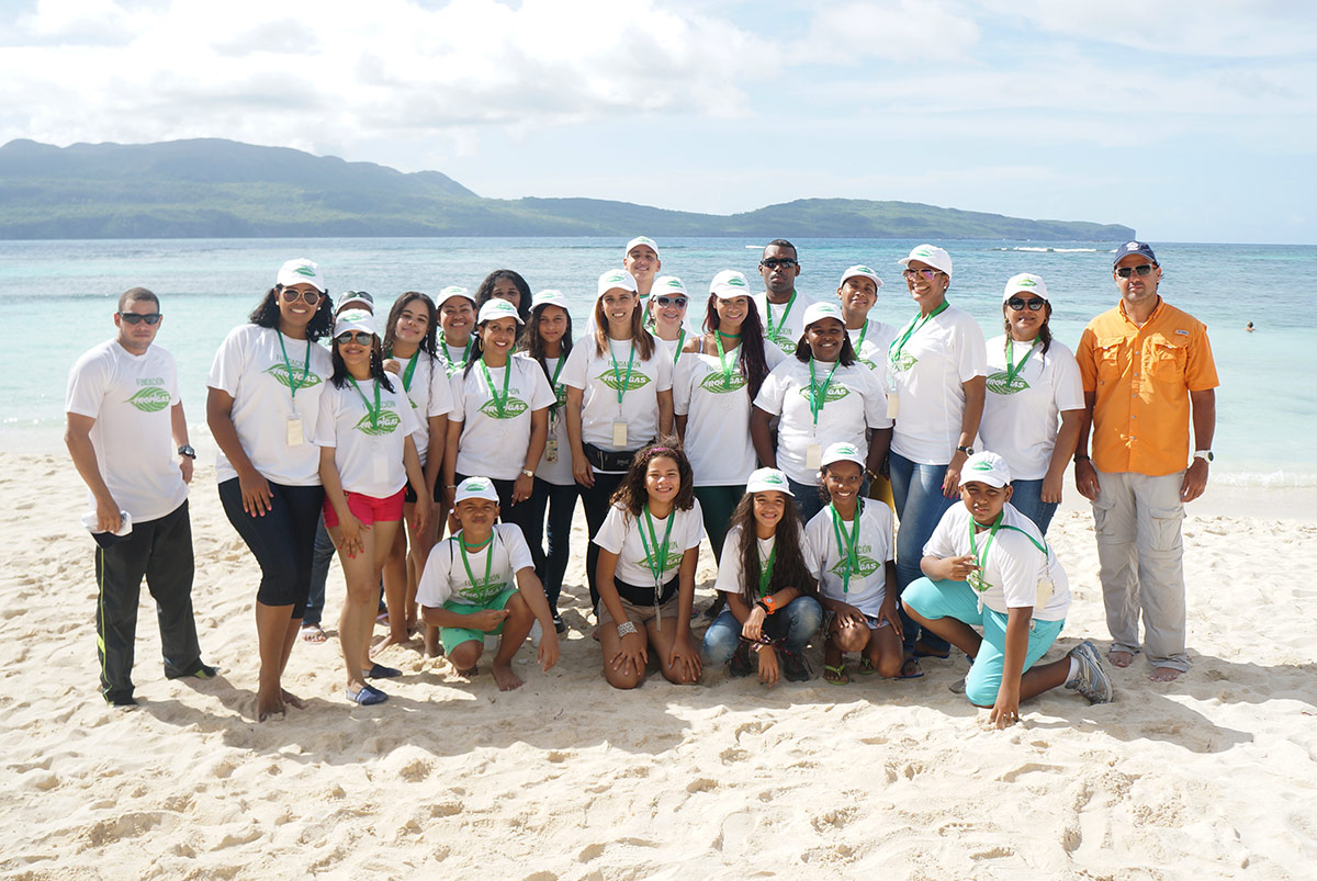 fundacion tropigas viveros de coral samana