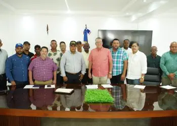 En representación del sector pecuario, además de Rivero, estuvieron presentes los subdirectores de Ganadería, Luis Sánchez Falete y Milton Núñez.