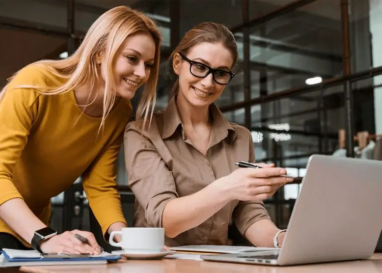 Impulsar a las mujeres desde el sistema financiero es una oportunidad económica y social.