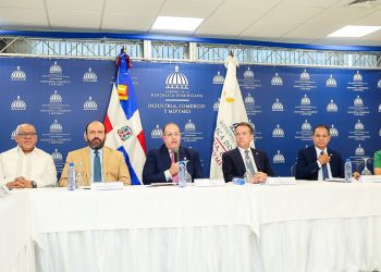 Magín Díaz destacó que el desarrollo de las mipymes es una prioridad para la política económica del Gobierno.