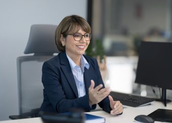 Karina Castellanos, gerente general de Grupo Eulen en el país, destaca la importancia de estas certificaciones.