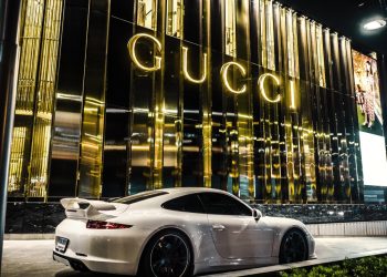 La empresa espera que sus beneficios para el primer semestre retrocedan entre un 40% y un 45%.