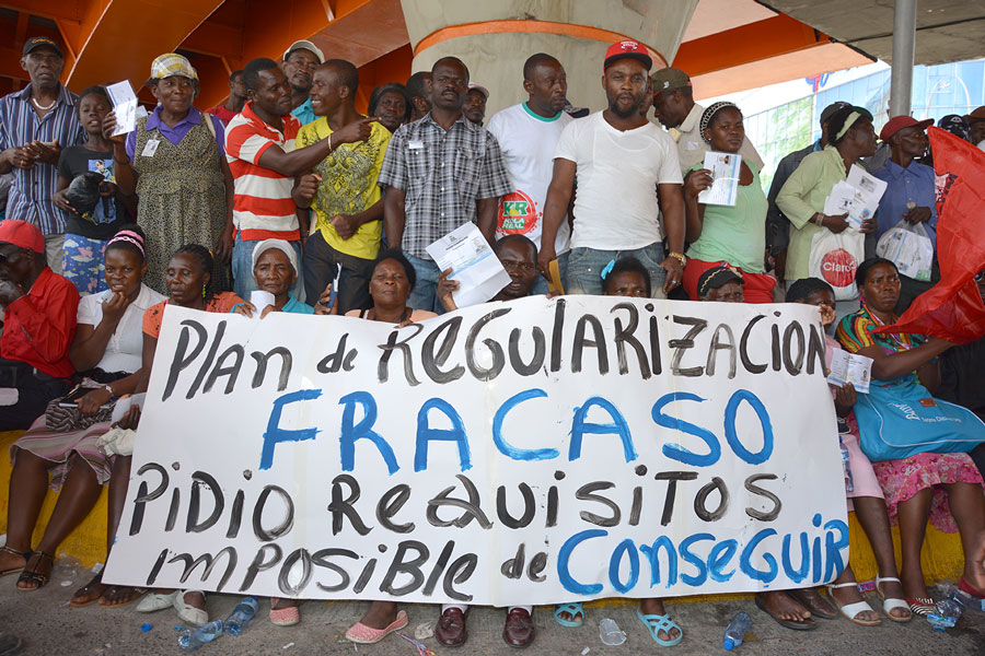 El gobierno dominicano ejecutó un Plan Nacional de Regularización de Extranjeros entre 2014 y 2015 en el que se inscribieron 249.950 personas. | Gabriel Alcántara