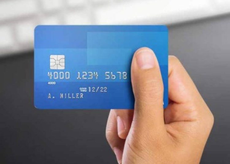 Tarjeta de débito. - Fuente externa.