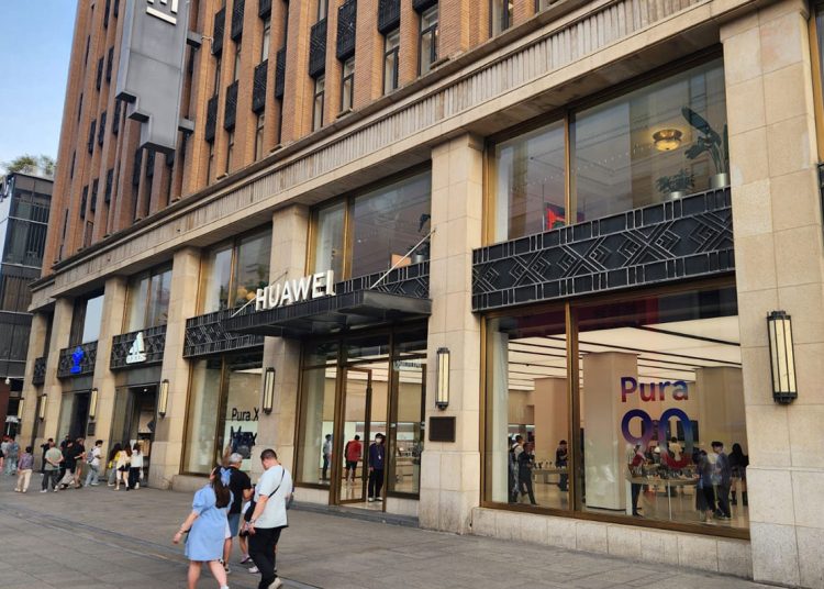 La gigante china Huawei ha logrado superar las sanciones con el desarrollo de nuevos negocios.