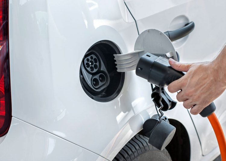 El parque vehicular eléctrico e híbrido en República Dominicana equivale a un 0.31% del parque vehicular total.
