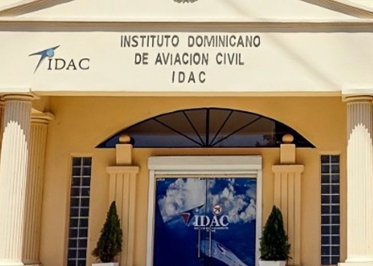 Fachada del Instituto Dominicano de Aviación Civil (IDAC).- Fuente Externa.