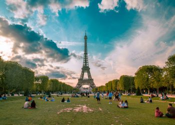 Desde abril, en todos los meses del 2023 se superó en Francia la recaudación que se había conseguido antes de la crisis de la covid. - Unplash.