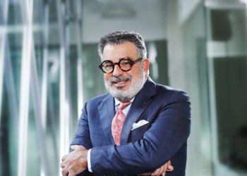 Enrique de Marchena, expresidente de Asonahores, consideró que la Ley 158-01 es necesaria. - Fuente externa.