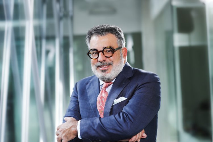 Enrique de Marchena, expresidente de Asonahores, consideró que la Ley 158-01 es necesaria. - Fuente externa.