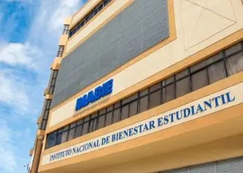 Afirmó que la entrega de la utilería escolar permitió un ahorro para 720 mil familias y garantizó la asistencia a clases desde el primer día del año escolar.