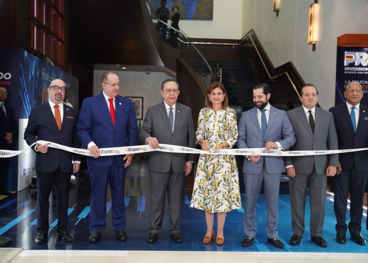 La vicepresidenta Raquel Peña encabeza apertura Expo Mercado de Valores 2025.