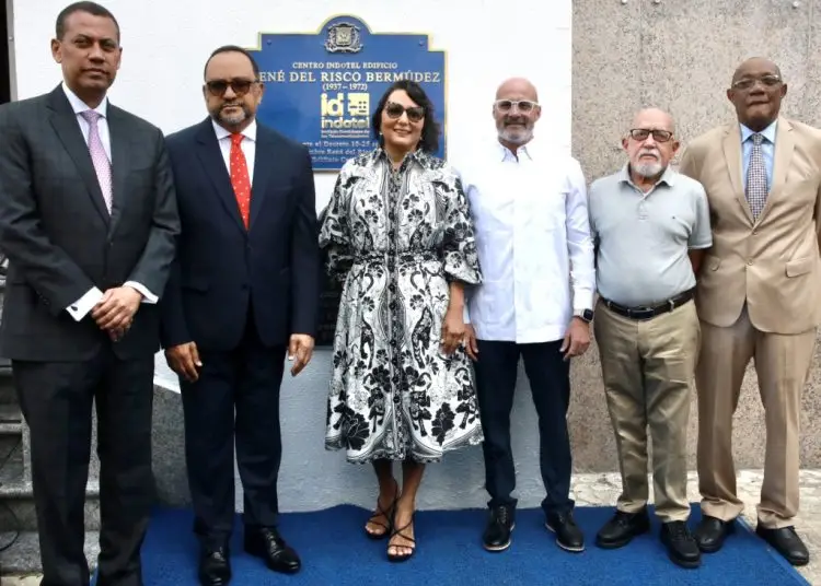 La institución da cumplimiento al decreto10-25 que dispone se designe con el nombre René del Risco Bermúdez al edificio que opera el Centro Cultural de Indotel.