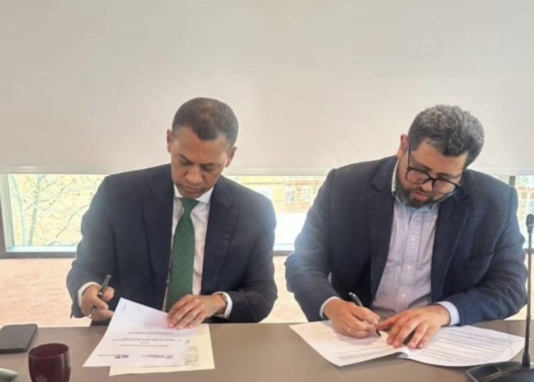 Gómez Mazara, afirmó que estas alianzas representan una oportunidad para seguir fortaleciendo la capacidad técnica de la institución y enriquecer la visión regulatoria del país.