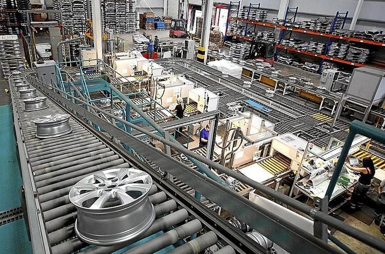 En comparación con septiembre del año pasado, la producción industrial germana bajó un 3.7%. Fuente externa.
