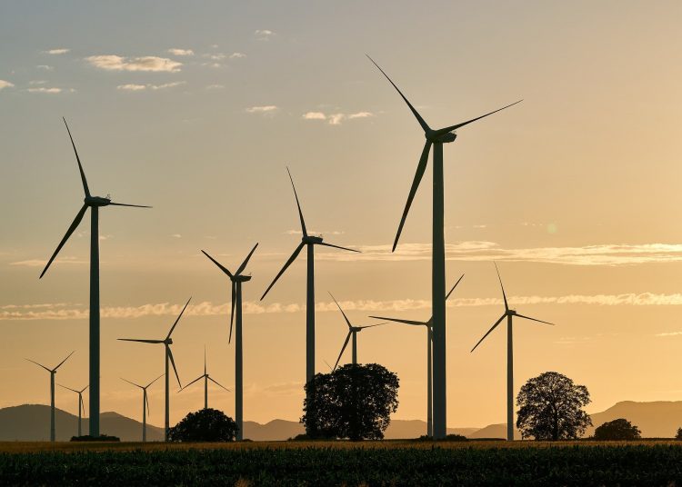 La industria eólica "está entrando en una nueva era de crecimiento acelerado impulsado por una mayor ambición política.
