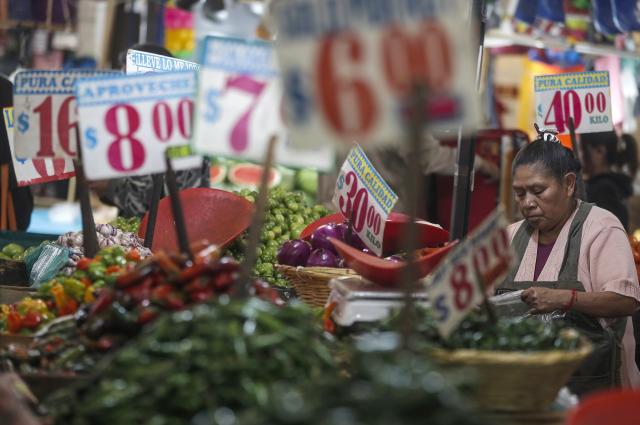 El índice de precios de la canasta de consumo mínimo, conformada por 176 productos y servicios, creció un 0.04% mensual y un 4.58% anual.