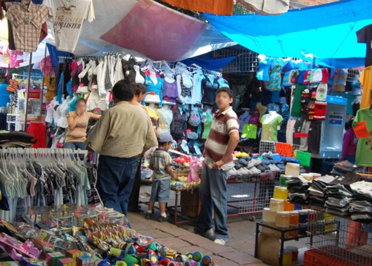 Además, 1.8 millones de personas en el país se encuentran sin empleo.