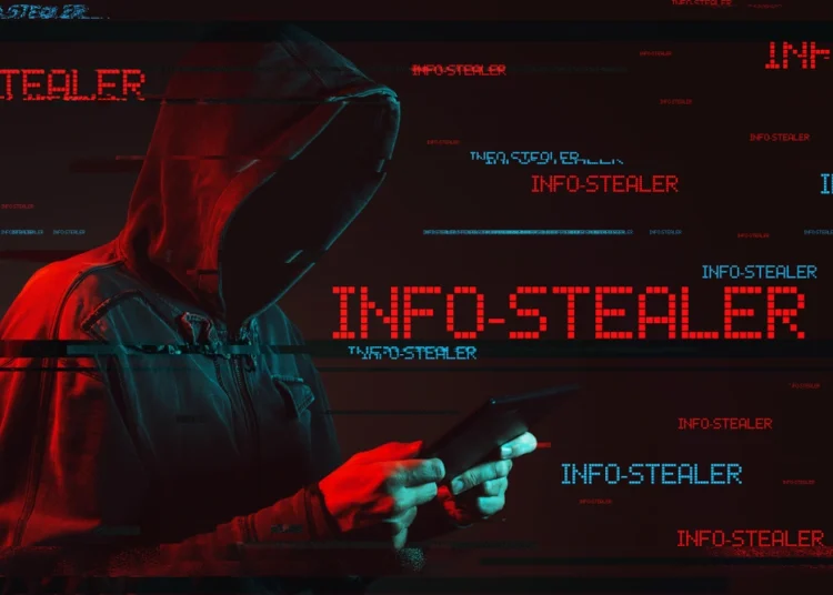 El 'infostealer' una vez logra acceder y robar la información confidencial del dispositivo de la víctima, la envía a un servidor de comando y control y la ponen a la venta en la 'dark web'.- Fuente externa.
