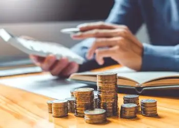 Los ingresos por impuestos sobre la renta disminuyeron en promedio 0.1% del PIB en 2023.