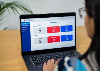 Para acceder a este servicio, los usuarios deben visitar el portal institucional www.ri.gob.do, seleccionar “nuestros servicios” y optar por “oficina virtual de Registro de Títulos”.