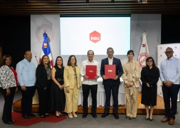 El convenio tiene como objetivo principal fortalecer las competencias de maestros y equipos de gestión en lectura, escritura, matemáticas y ciencias.