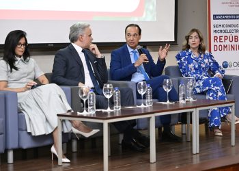 Del Villar sostuvo que Intec ha introducido asignaturas concernientes a manufactura avanzada.