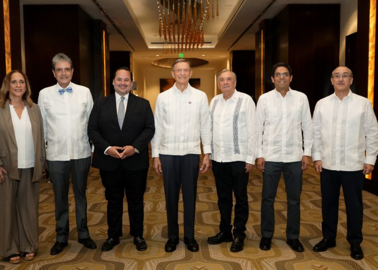 La actividad reunió a representantes del sector público y privado para analizar oportunidades de inversión y cooperación bilateral.