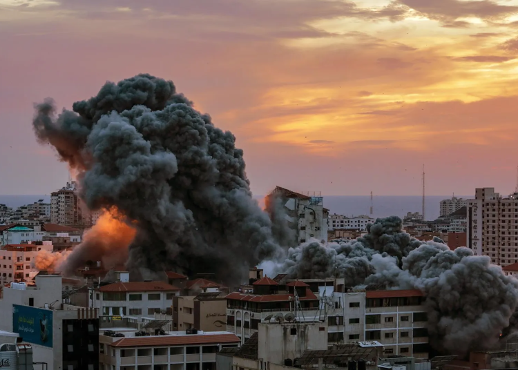 Al balance de ambos bandos se suman aproximadamente un millar de muertos entre los milicianos de Hamás caídos combatiendo con las fuerzas de seguridad en territorio israelí. - Fuente externa.