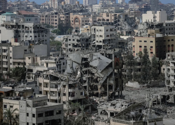 Según los datos del ministerio, 142 trabajadores del sector sanitario han muerto y 67 instalaciones médicas han sufrido daños. - Fuente externa.