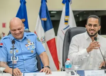 Durante el acuerdo, el ITLA se comprometió a llevar a cabo el proyecto de profesionalización tecnológicas al Cesac y desarrollar de manera conjunta software de reconocimiento facial.