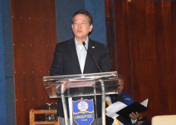 MICM, Mescyt y Unapec dictan conferencia en el Auditorio doctor Leonel Rodríguez Rib de la Universidad APEC.