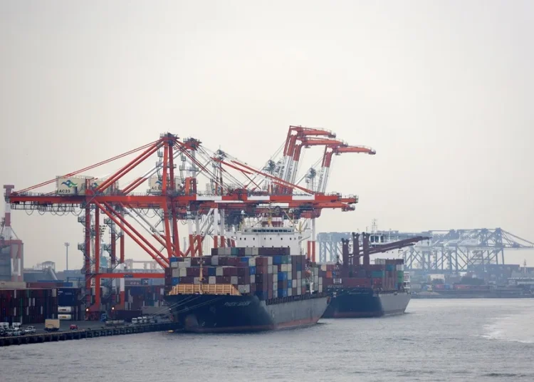 "Creo que tanto Japón como Estados Unidos desean alcanzar algún tipo de acuerdo para entonces", afirmó Ryosei Akazawa.