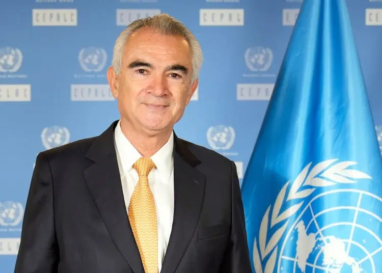 Así lo advirtió el secretario ejecutivo de la Cepal, José Manuel Salazar-Xirinachs, durante su intervención en el “Foro Económico Internacional América Latina y el Caribe 2025: ¿Cómo retomar la senda de crecimiento?”.