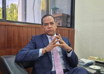 Julio César Valentín tiene el objetivo de lograr la aprobación de una ley que le devuelva la autonomía presupuestaria a la SIS.
