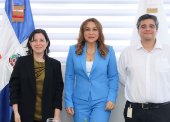 Representantes de Supérate y la Cepal analizaron estrategias para reducir la pobreza y ampliar la inclusión laboral.