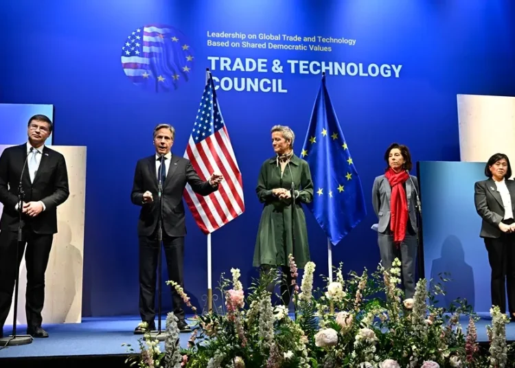 La UE y EE.UU. consideran que la inteligencia artificial tiene "el potencial de abordar algunos de los mayores desafíos del mundo".