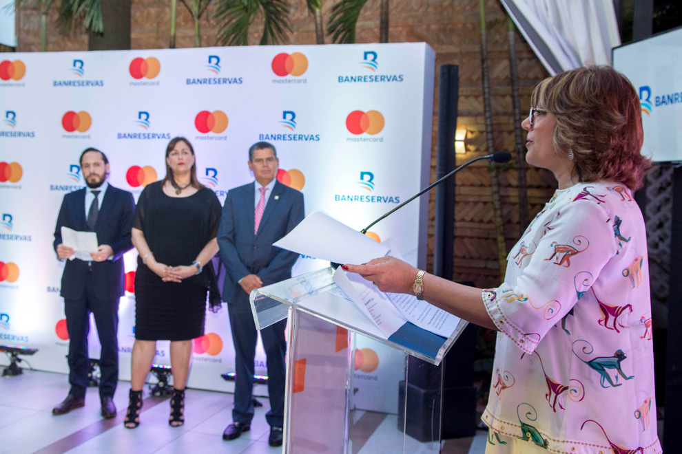 lazamiento tarjeta mastercard