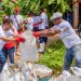 A la jornada se sumaron numerosos voluntarios para eliminar desechos plásticos y otros residuos que contaminan el río, los cuales afectan su cauce natural y provocan desbordamientos en los días de lluvia.