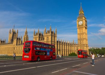 El índice principal londinense, el FTSE-100, sumó 1,89 puntos hasta los 8.280,63 enteros. - Fuente extra.