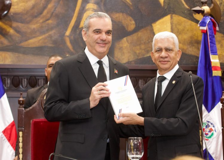 Congreso Nacional proclamó la nueva Constitución dominicana.