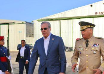 El mandatario salió a las 7:29 de la mañana de este miércoles desde la Base Aérea de San Isidro.