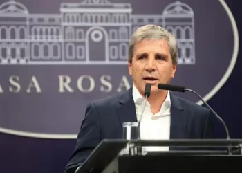 Luis Caputo, ministro de Economía argentino. 