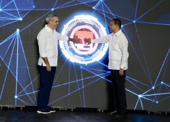 Con este programa se estima que 30,774 hogares vulnerables recibirán acceso a un plan asequible por un costo de $299 durante un período de seis años.