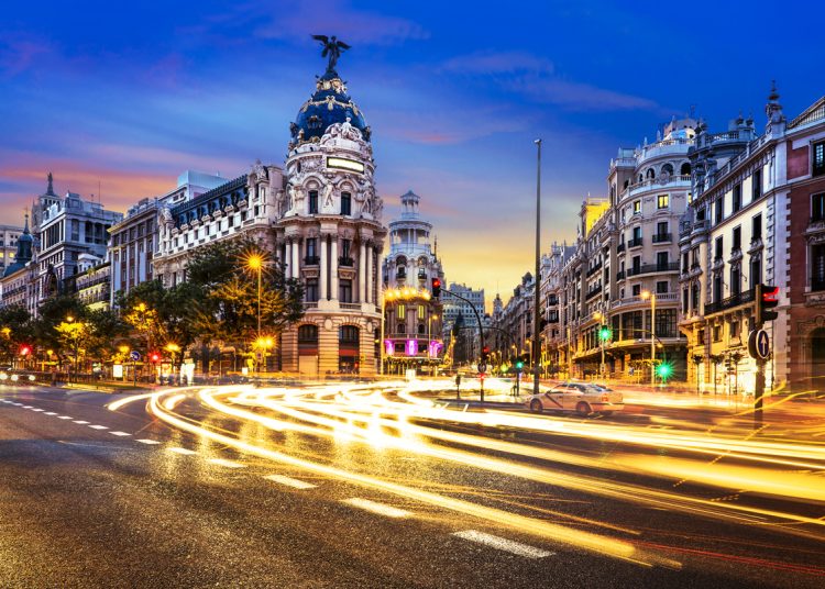 En septiembre, España tendrá que mandar a la Comisión Europea (CE) un plan fiscal estructural a cuatro -o siete años si incluye determinadas inversiones- con la estrategia para reducir el déficit público por debajo del 3% del PIB. - Fuente externa.