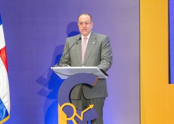 Para abordar esta problemática, Díaz recordó que se ejecuta un plan de acción junto al Idecoop, con el fin de cerrar brechas en la gestión de riesgos de lavado de activos.