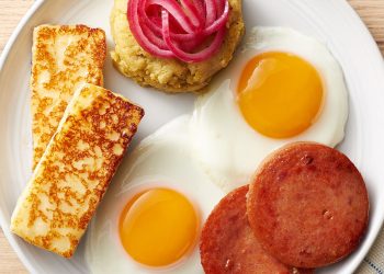 El mangú es uno de los platos mejor calificados de la gastronomía dominicana. - Fuente externa.