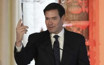 El mensaje escrito por Rubio fue enviado apenas horas antes de que aterrice en México para una visita de dos días.