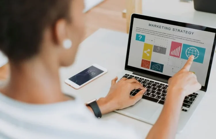 El empresario Juan Roberto Musa cita algunas estrategias para mantener la atención de los usuarios.